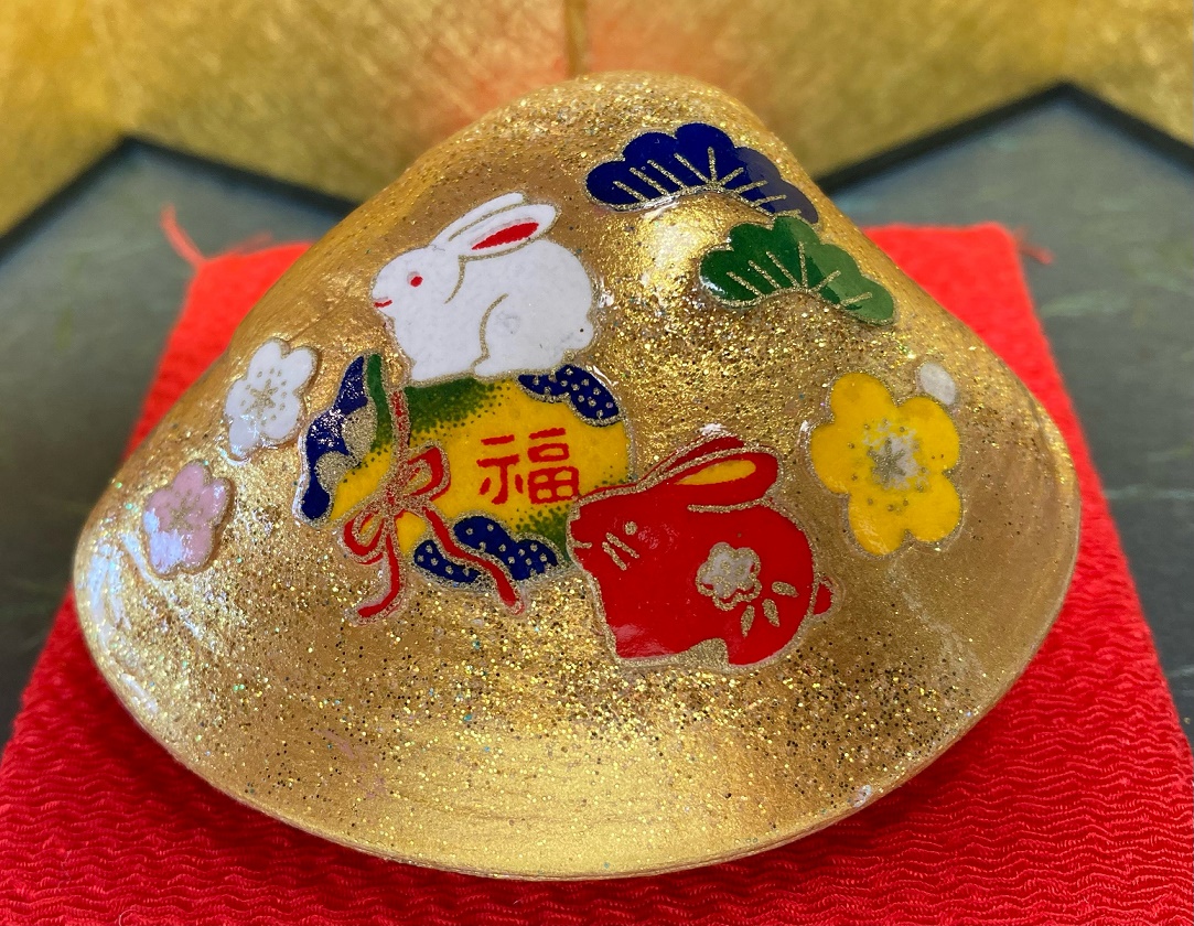 金沢箔一　純金箔　花の貝合わせ　菊に小鳥図 金沢箔工芸 花の貝合わせ 菊に小鳥図