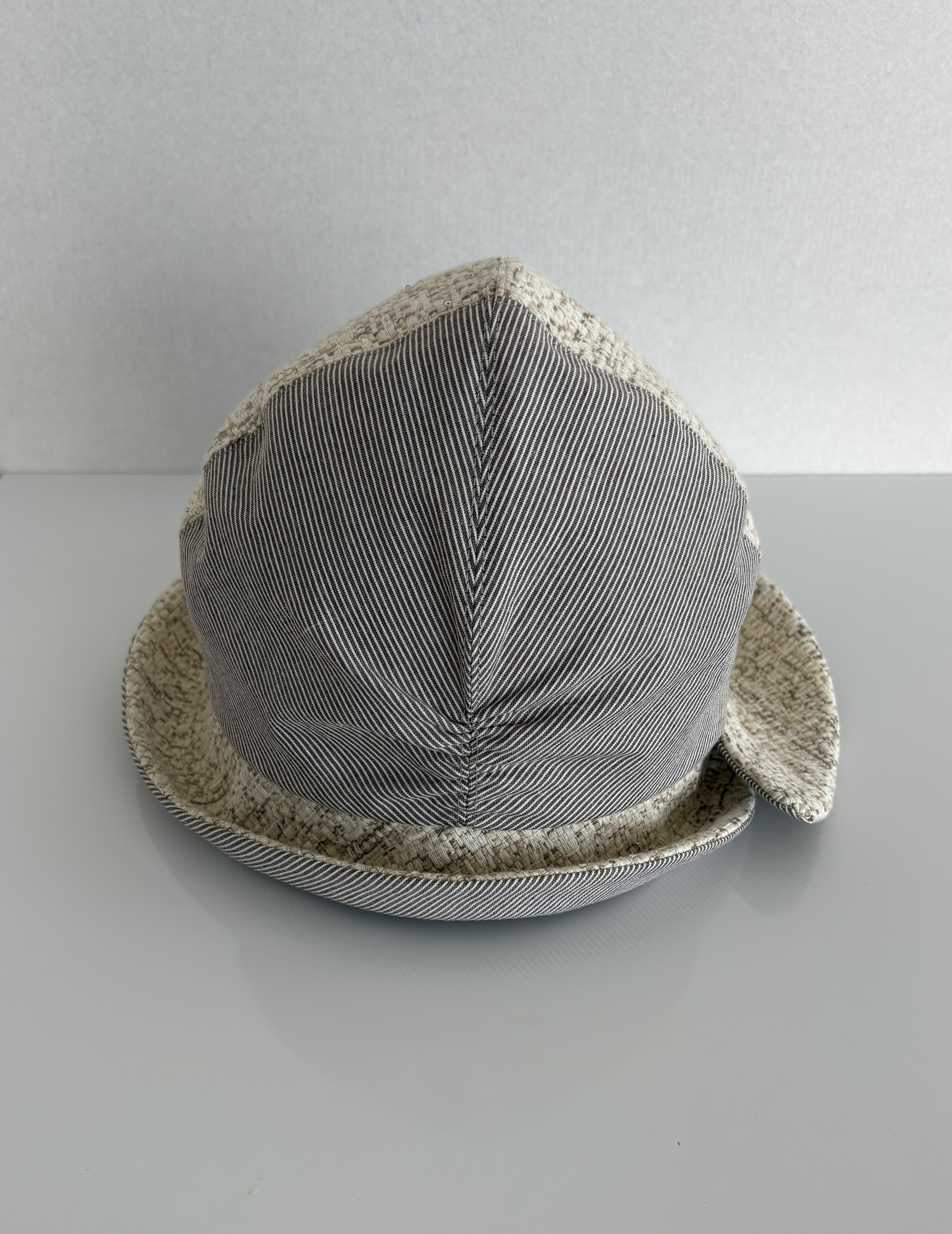 �u���֘A�摜�F����̖X�q