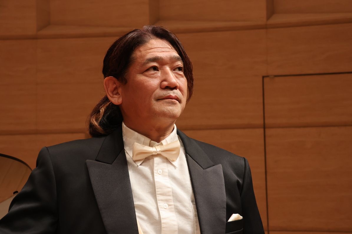 �u���֘A�摜�F�x���J���g�{�C�X�g���[�j���O