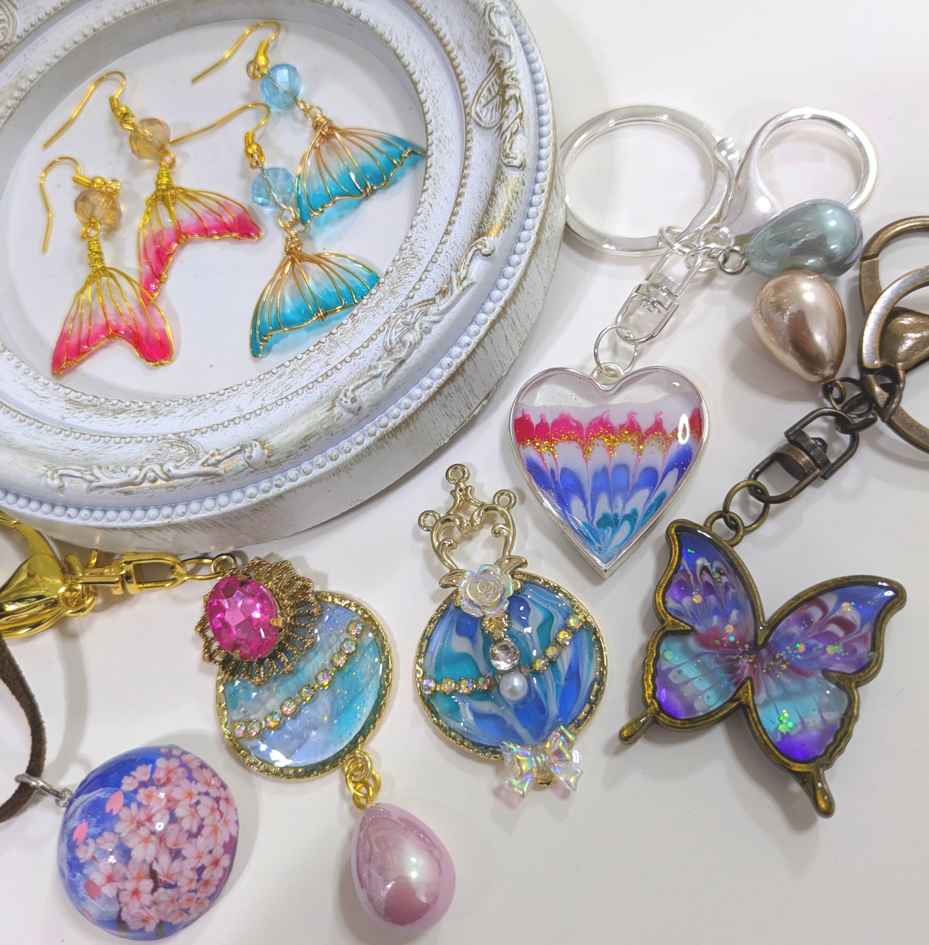 �u���֘A�摜�F���W���A�N�Z�T���[