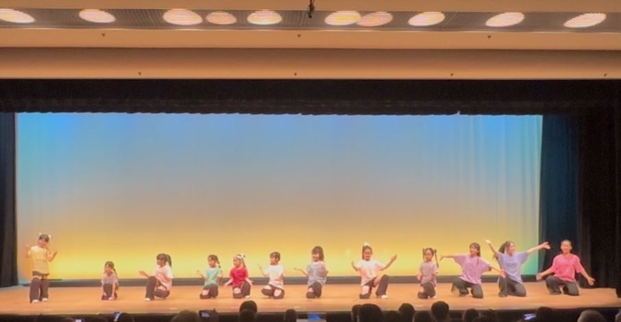 �u���֘A�摜�F�͂��߂ẴL�b�Y�_���X