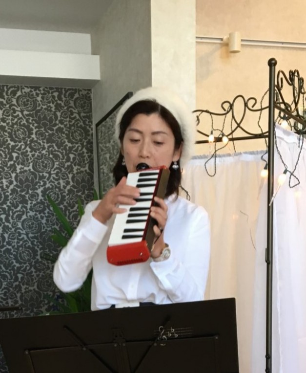 音楽の力で健康促進　大人の鍵盤ハーモニカ(SUZUKIケンハモ認定講師  前川礼子)