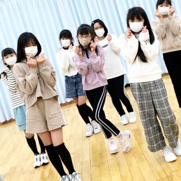 アイドルダンス（小2〜小4クラス）(ダンサー  亀谷沙耶香)