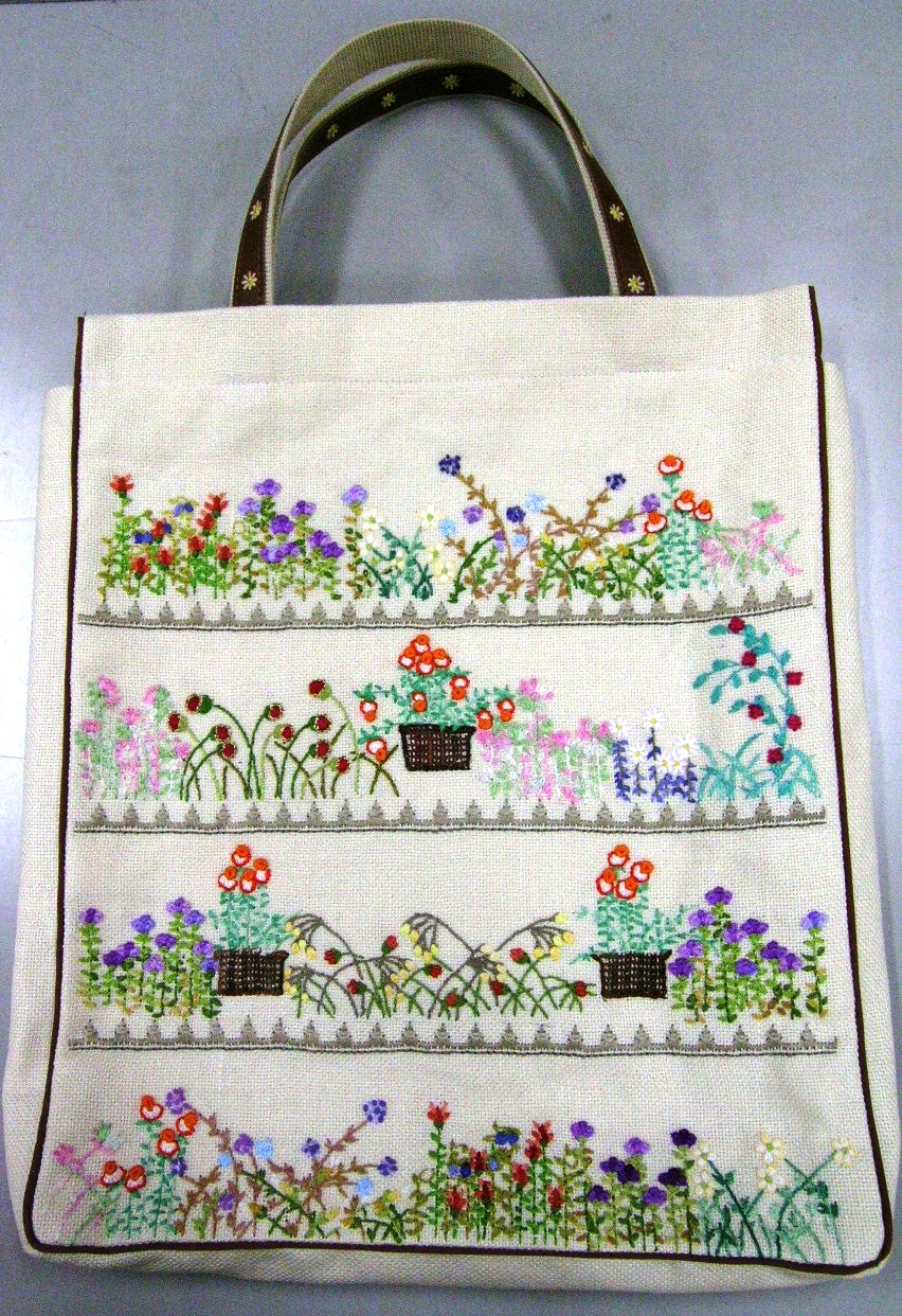 戸塚刺繍テーブルクロス フランス刺繍と図案129集 戸塚刺しゅう