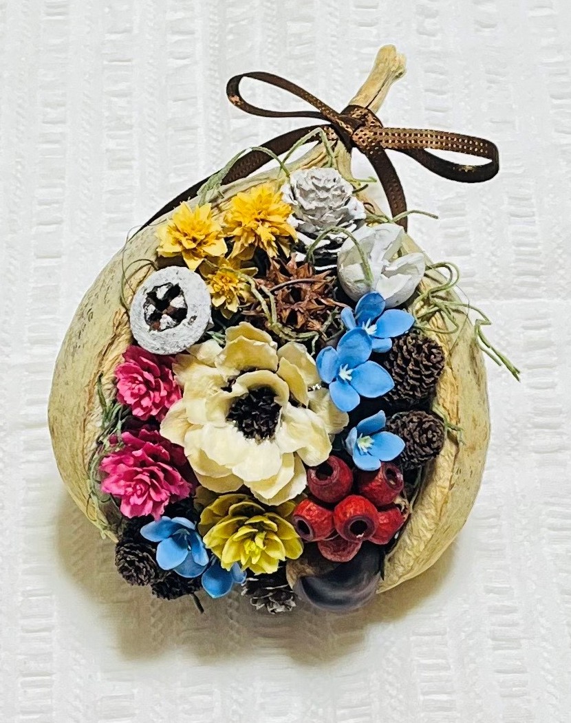 �u���֘A�摜�F4������W�@�؂̎��Ŋy���ރg���b�P���N�����c