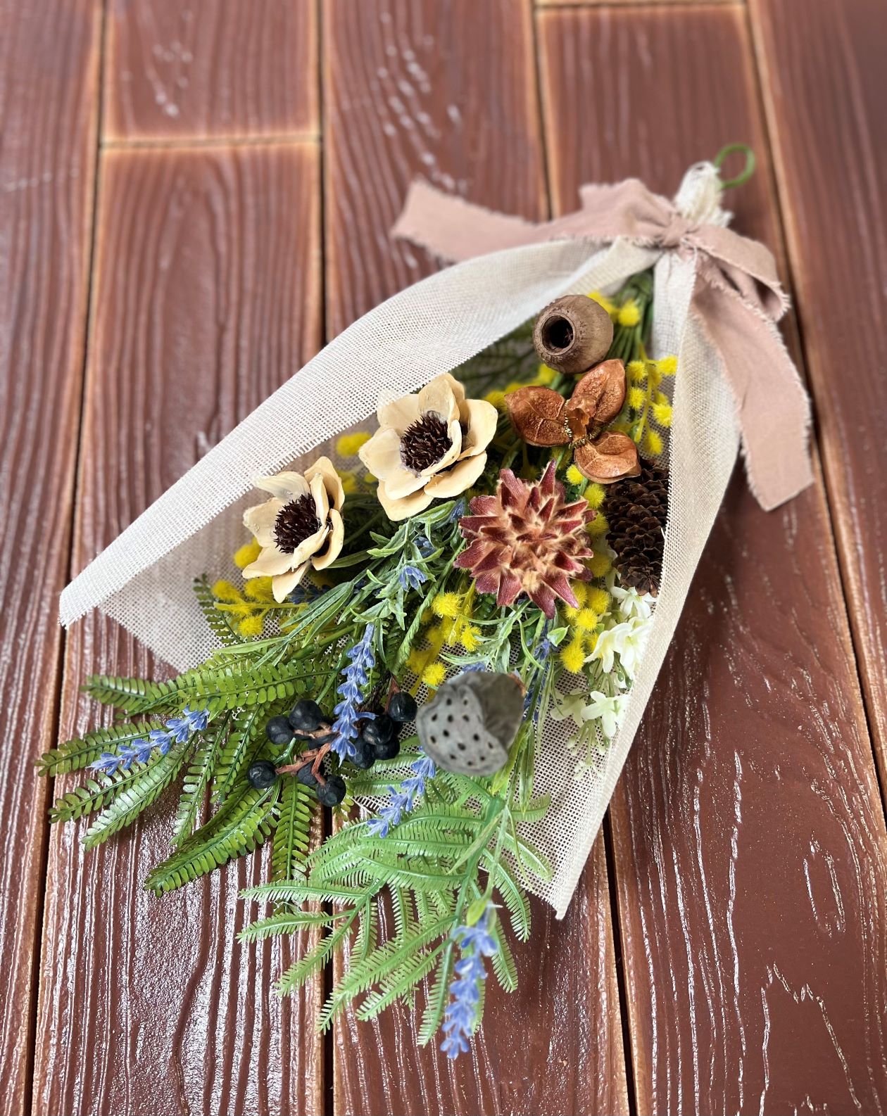 �u���֘A�摜�F4������W�@�؂̎��Ŋy���ރg���b�P���N�����c