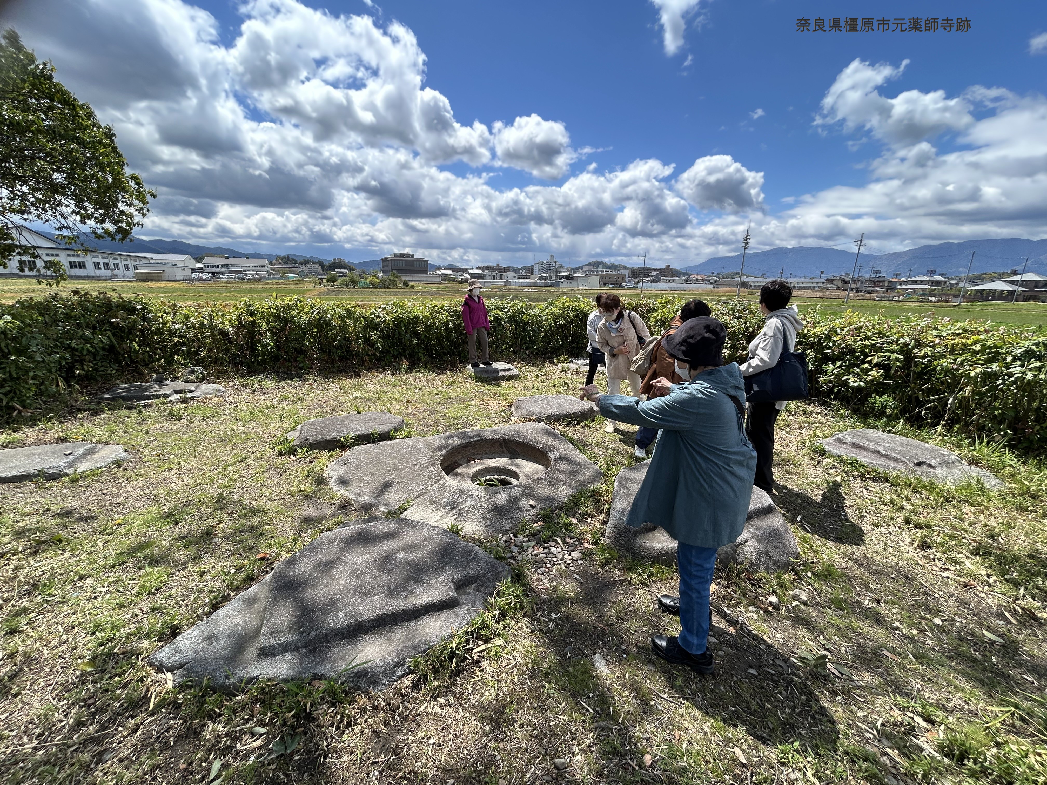 �u���֘A�摜�F4������W�@�Ñ�̕��w���j�U��