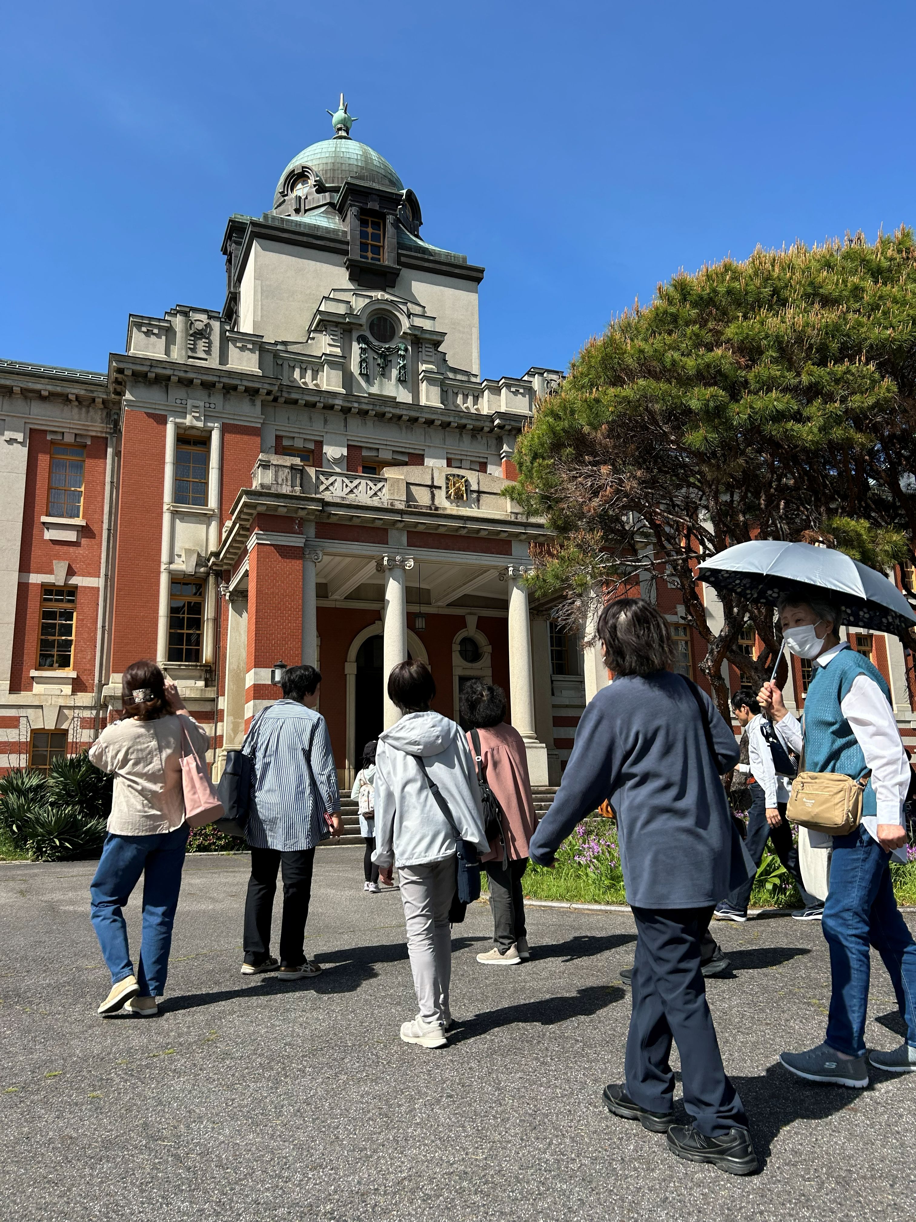 �u���֘A�摜�F4������W�@�Ñ�̕��w���j�U��