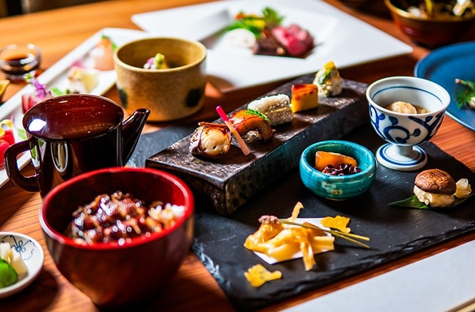 �u���֘A�摜�F�򕌂̘V�ܗ����E���X���y���މ�