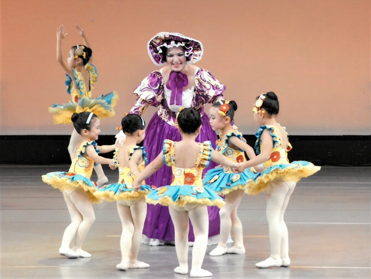 ǂoGiS΁`Nj(MASAKO@YAMAMOTO@BALLET@STUDIO  R{ ܂q)