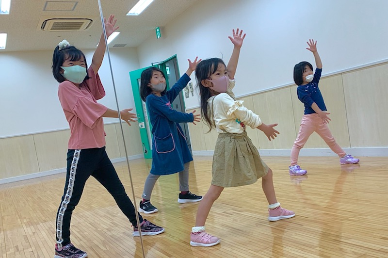 アイドルダンス（3歳〜中学生）(HIT'S Dance Space インストラクター  岡嶋里奈)