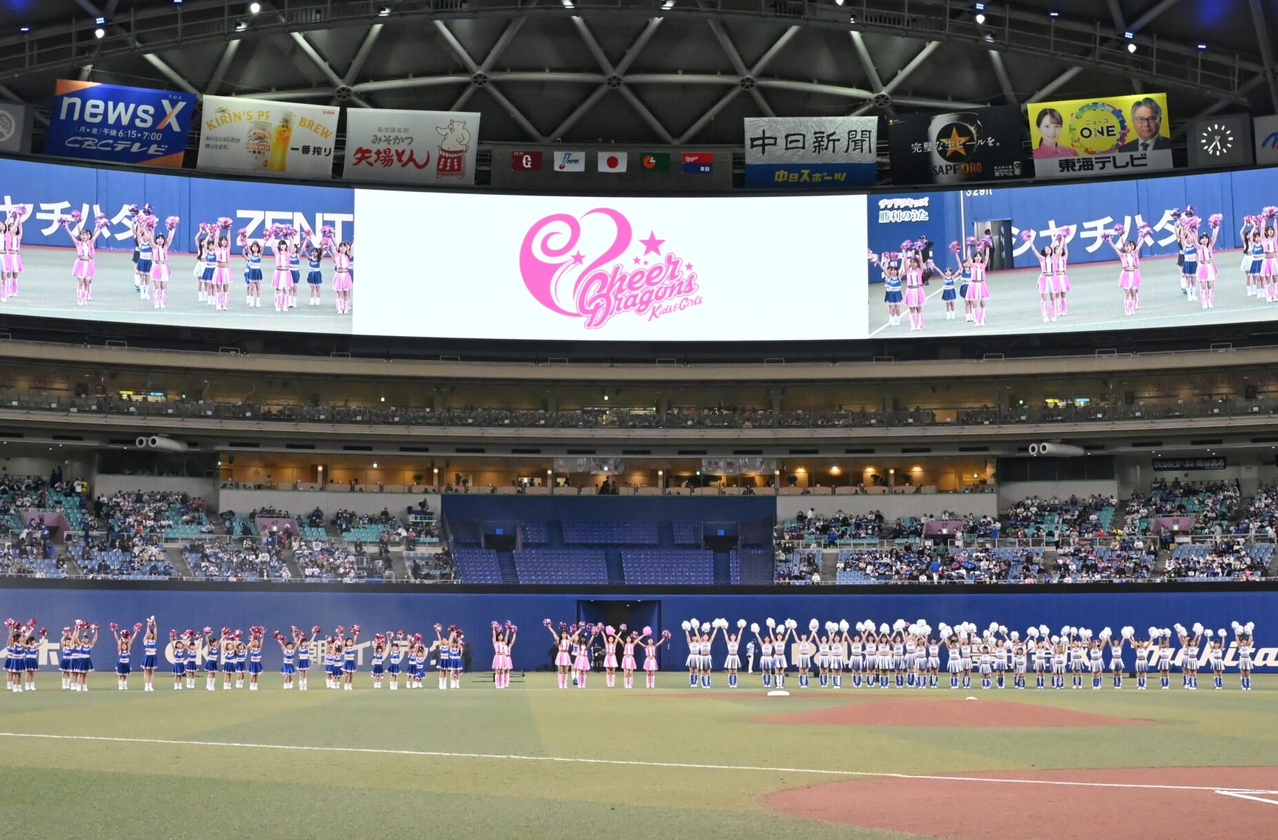 �u���֘A�摜�F�`�A�h���S���Y�_���X���b�X��/���jB